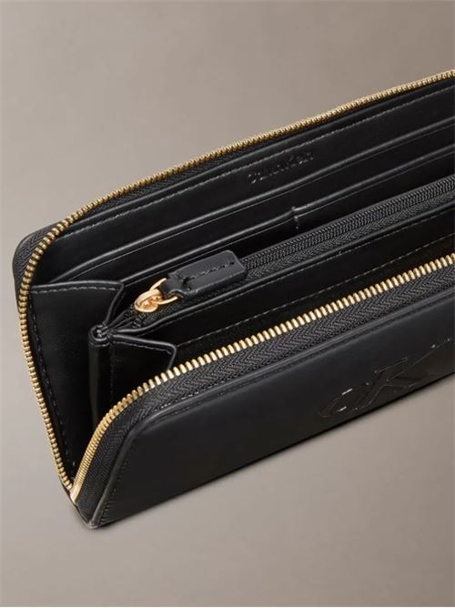 bold ck long zip around CALVIN KLEIN | LV04F1077GUB1